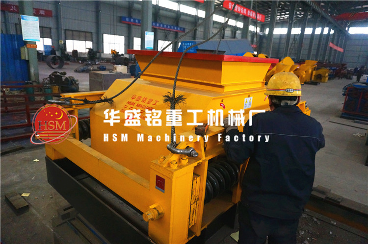 對輥破碎機發(fā)貨圖