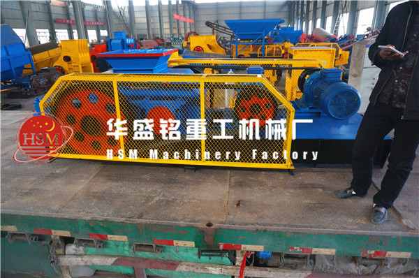 選購雙齒輥破碎機(jī)用戶都應(yīng)該注意哪些問題