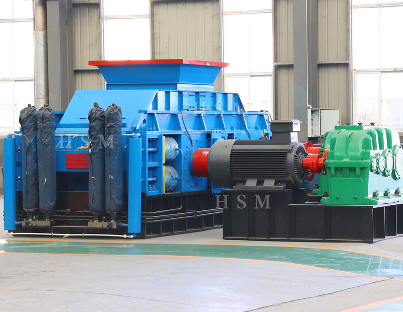 大型液壓對(duì)輥破碎機(jī)